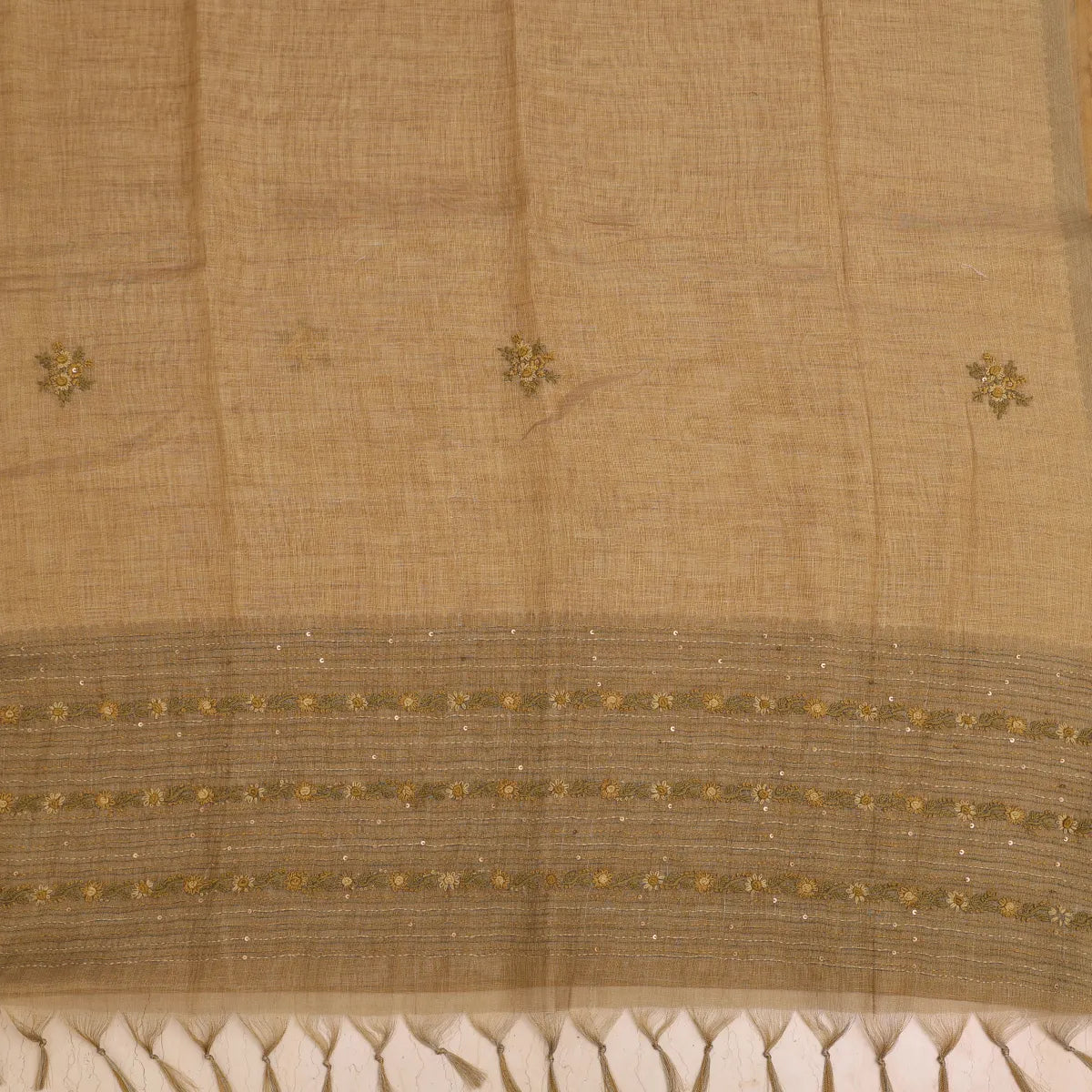 Sona Rekha Linen Embroidered Sari